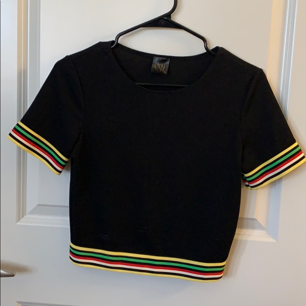 Black crop top